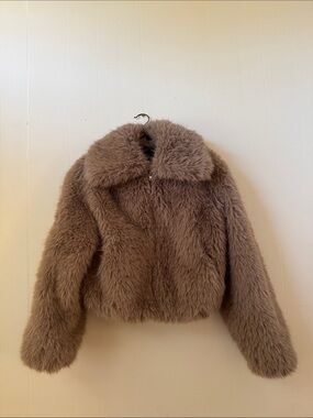 Gap fur jacket